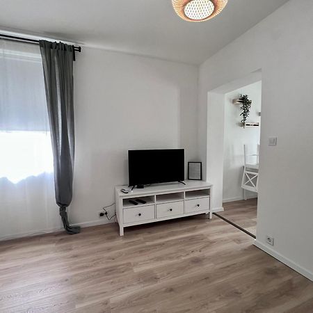Best Apartman Lelle Balatonlelle Buitenkant foto