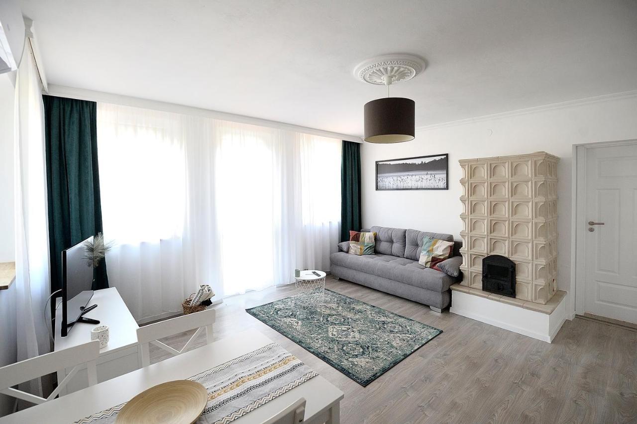Best Apartman Lelle Balatonlelle Buitenkant foto