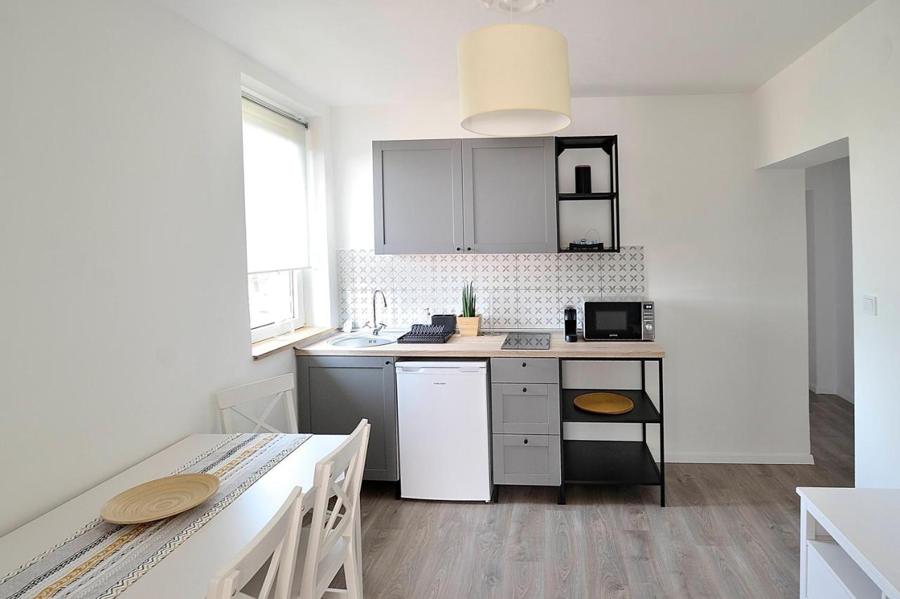 Best Apartman Lelle Balatonlelle Buitenkant foto