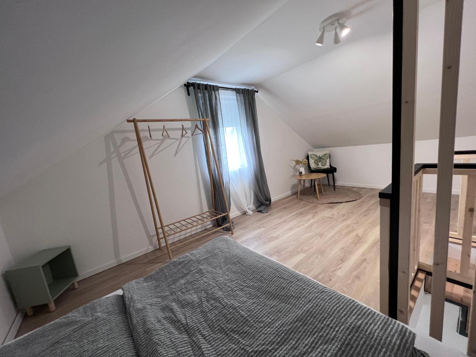 Best Apartman Lelle Balatonlelle Buitenkant foto
